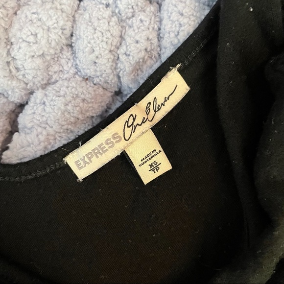 Express One Eleven Black Crop Top - Picture 5 of 5